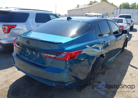 2025 Toyota Camry Xse z USA, uszkodzony, nr VIN 4T1DAACK0SU052706